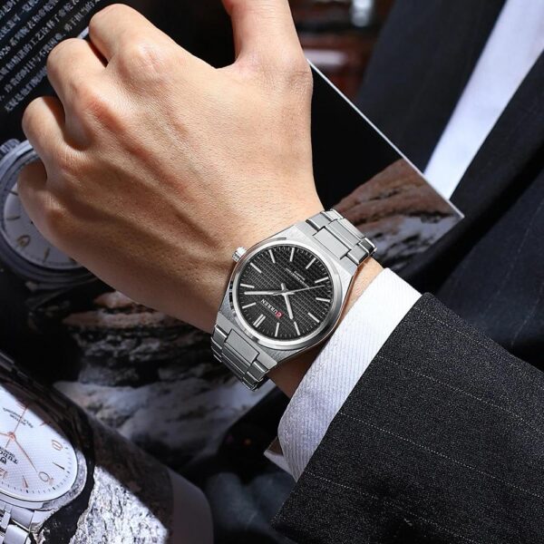 c9af63e7-7a24-4db5-bcd2-6e875f90ea91 Montre pour hommes en Acier Inoxydable Gris-Noir